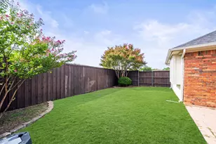 9021 Silverdollar Trail, Irving, TX 75063 - Photo 27