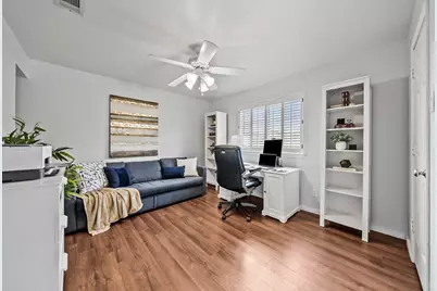 9021 Silverdollar Trail, Irving, TX 75063 - Photo 21