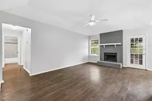 5907 Cedar Ridge Dr, Arlington, TX 76017 - Photo 5
