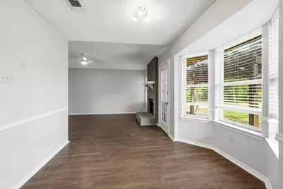 5907 Cedar Ridge Drive, Arlington, TX 76017 - Photo 11