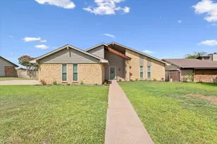 116 Boleman Dr, Hewitt, TX 76643 - Photo 5