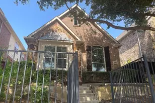 2444 Sunderland Ln, Lewisville, TX 75067 - Photo 1