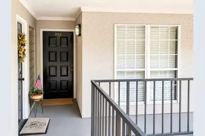 4303 Buena Vista Street #202, Dallas, TX 75205 - Photo 13