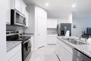 9501 Mountain Mint Dr, Fort Worth, TX 76131 - Photo 7