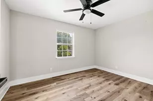 8635 Strathmore Dr, Dallas, TX 75238 - Photo 25