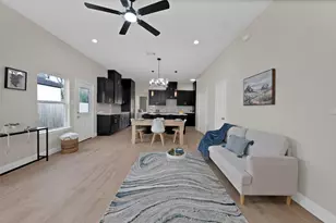 819 Stamps Ave, Fort Worth, TX 76114 - Photo 7