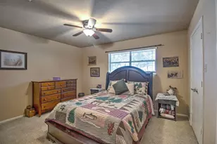 1010 Kiowa Dr W, Lake Kiowa, TX 76240 - Photo 15