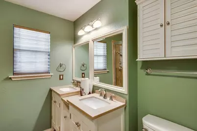6708 Olivewood Drive, Arlington, TX 76001 - Photo 13