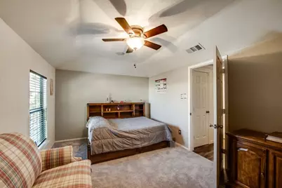 6708 Olivewood Drive, Arlington, TX 76001 - Photo 15