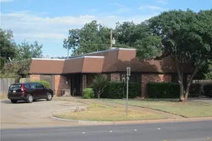 2023 N Willis St, Abilene, TX 79603 - Photo 13