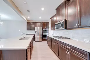 410 Club House Dr, Allen, TX 75002 - Photo 5