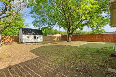 904 Kent Drive, Gainesville, TX 76240 - Photo 13