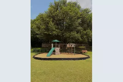 2702 Lawtherwood Court, Dallas, TX 75214 - Photo 37