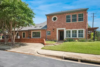 2702 Lawtherwood Court, Dallas, TX 75214 - Photo 1