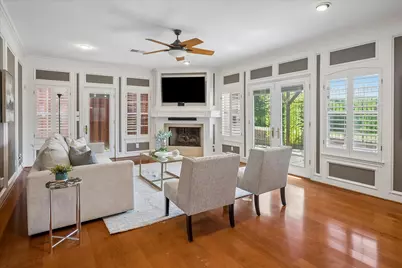 2702 Lawtherwood Court, Dallas, TX 75214 - Photo 9