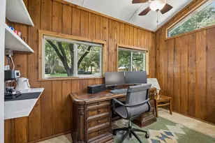 2813 Raintree Dr, Carrollton, TX 75006 - Photo 11