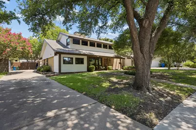 2813 Raintree Drive, Carrollton, TX 75006 - Photo 3
