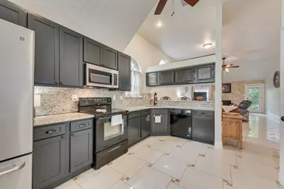 10213 Long Rifle Drive, Fort Worth, TX 76108 - Photo 13