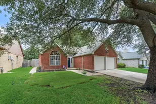 10213 Long Rifle Dr, Fort Worth, TX 76108 - Photo 1