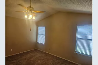 1433 Thistlewood Lane, Grapevine, TX 76051 - Photo 11