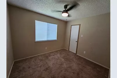 1433 Thistlewood Lane, Grapevine, TX 76051 - Photo 13