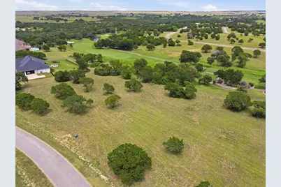 7129 Royal Birkdale Drive, Cleburne, TX 76033 - Photo 11