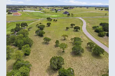 7129 Royal Birkdale Drive, Cleburne, TX 76033 - Photo 15