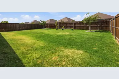 5213 Crystal Lake Avenue, Krum, TX 76249 - Photo 25