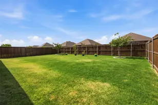 5213 Crystal Lake Ave, Krum, TX 76249 - Photo 25