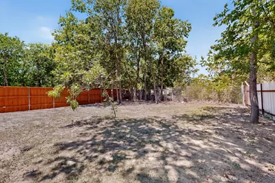 1008 W Crockett Street, Ennis, TX 75119 - Photo 9