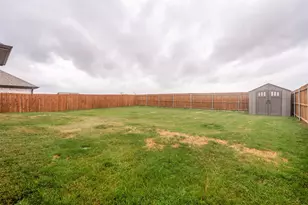 230 Clairmont Dr, Ponder, TX 76259 - Photo 27