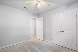 655 W Pentagon Pkwy, Dallas, TX 75224 - Photo 23