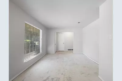 655 W Pentagon Parkway, Dallas, TX 75224 - Photo 7
