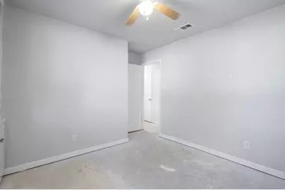 655 W Pentagon Parkway, Dallas, TX 75224 - Photo 27