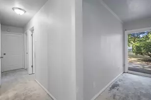 655 W Pentagon Pkwy, Dallas, TX 75224 - Photo 19