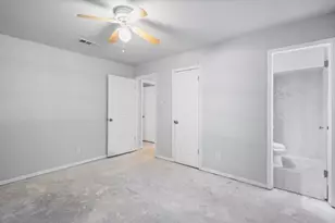 655 W Pentagon Pkwy, Dallas, TX 75224 - Photo 33