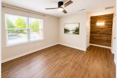 2240 Colony Court, Dallas, TX 75235 - Photo 13