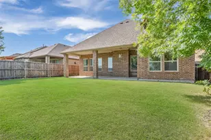 925 Spring Falls Dr, McKinney, TX 75071 - Photo 29