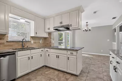 4213 Cheyenne Drive, Rowlett, TX 75088 - Photo 3