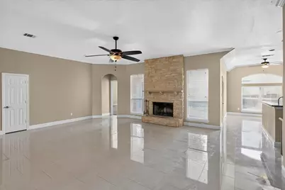 4401 Genesis Court, Mansfield, TX 76063 - Photo 5