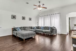 12145 Long Stone Dr, Burleson, TX 76028 - Photo 5