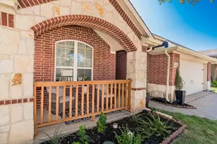 12145 Long Stone Dr, Burleson, TX 76028 - Photo 3