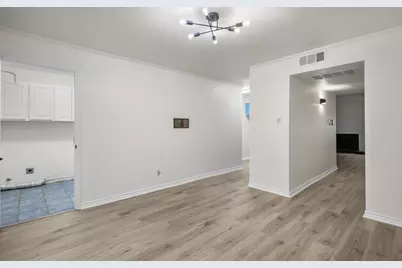 5907 Copperwood Lane #1138, Dallas, TX 75248 - Photo 11