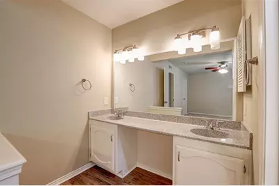 4814 Trailwood Drive, Grand Prairie, TX 75052 - Photo 13
