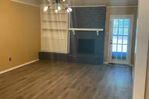 724 Barbara Ln, Burleson, TX 76028 - Photo 5