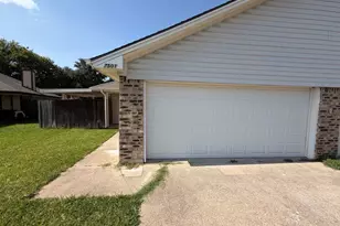 7501 April Ln, North Richland Hills, TX 76182 - Photo 1