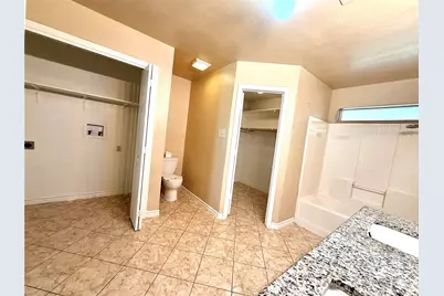 2616 18th Street W, Irving, TX 75060 - Photo 11