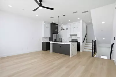 2015 California Drive #105, Dallas, TX 75204 - Photo 3