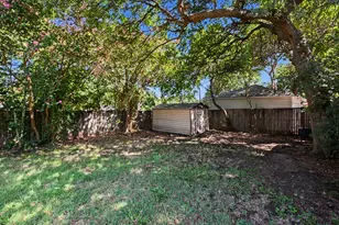8057 Fall River Dr, Dallas, TX 75228 - Photo 25
