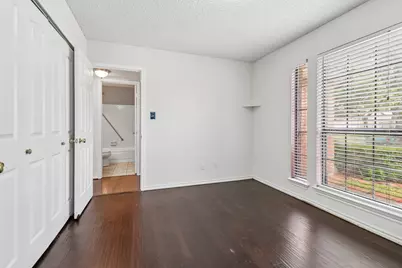 519 Kessler Street, Grand Prairie, TX 75052 - Photo 21